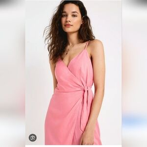 URBAN OUTFITTERS Chic Bright Pink Midi Wrap Dress Linen XS Summer Vacation